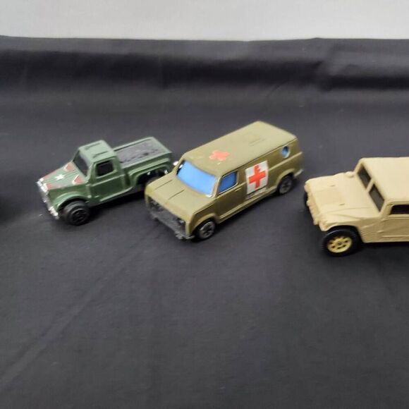 Lot ARMY Maisto HUMVEE military Vehicles Plastic Toys - Picture 3 of 6